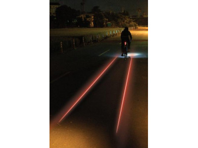 LEZYNE Zadné svetlo LASER DRIVE čierne, 250 Lumenov, USB 