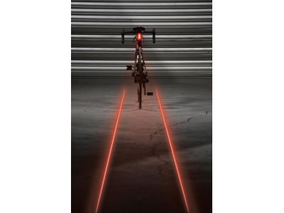 LEZYNE Zadné svetlo LASER DRIVE čierne, 250 Lumenov, USB 