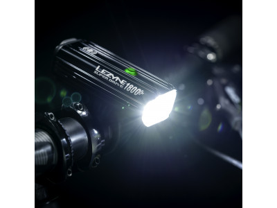 Lezyne predné LED svetlo SUPER DRIVE 1800+ SMART