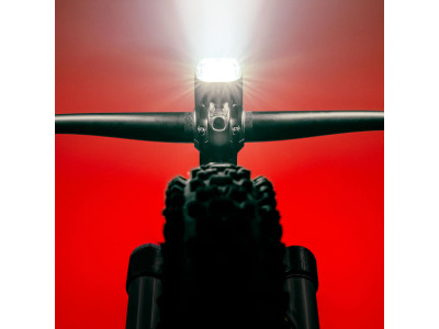 Lezyne predné LED svetlo MEGA DRIVE 2400+ Loaded Kit